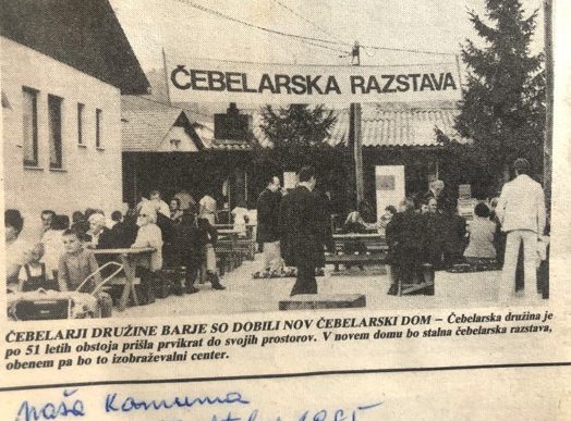 Članek v »Naši komuni« (15.10.1985) o otvoritvi novega Čebelarskega doma.